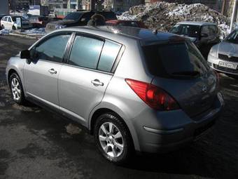 2008 Nissan Tiida Pics