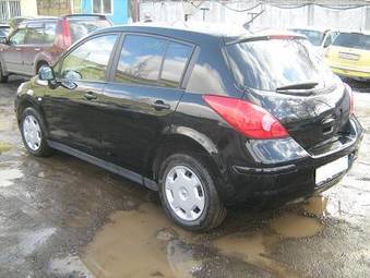 2008 Nissan Tiida Pictures