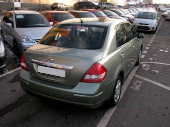 2008 Nissan Tiida Photos