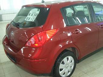 2008 Nissan Tiida Pictures