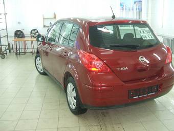 2008 Nissan Tiida Photos