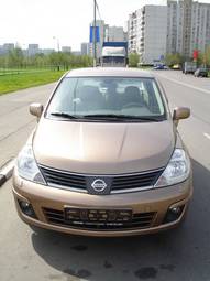 2008 Nissan Tiida Photos