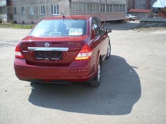 2008 Nissan Tiida Photos
