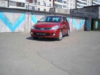 2008 Nissan Tiida Pictures