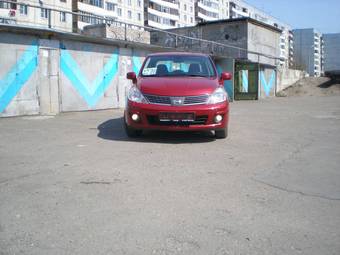 2008 Nissan Tiida Photos