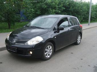 2008 Nissan Tiida Photos