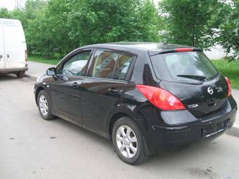 2008 Nissan Tiida Photos