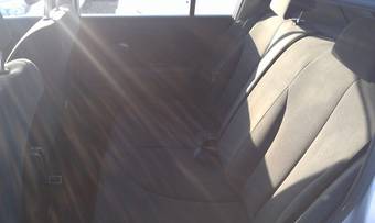 2011 Nissan Tiida Images