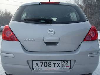 2011 Nissan Tiida Photos