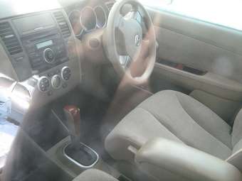 2004 Nissan Tiida Latio Photos
