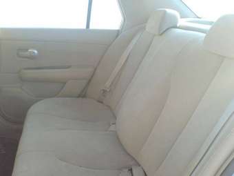 2004 Nissan Tiida Latio Pics
