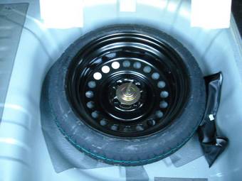 2004 Nissan Tiida Latio Photos
