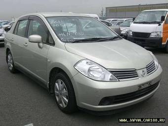 2004 Nissan Tiida Latio Pictures