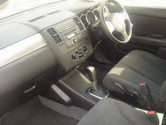 2004 Nissan Tiida Latio Pictures