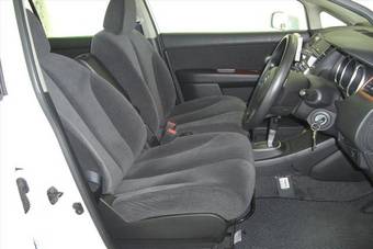 2004 Nissan Tiida Latio Pictures
