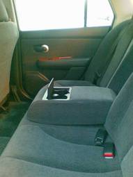2004 Nissan Tiida Latio Pictures
