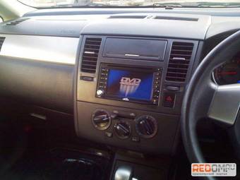 2004 Nissan Tiida Latio Pictures