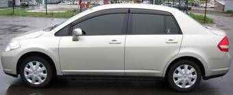 2004 Nissan Tiida Latio Pictures