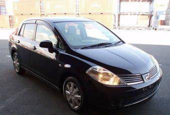 2004 Nissan Tiida Latio Photos