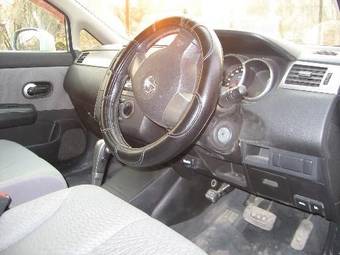 2004 Nissan Tiida Latio Pictures