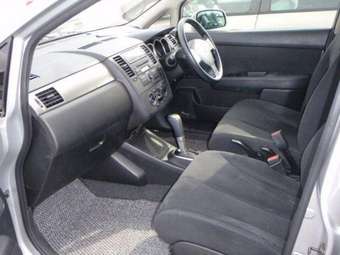 2005 Nissan Tiida Latio Wallpapers