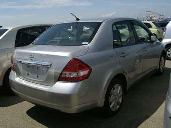 2005 Nissan Tiida Latio Photos