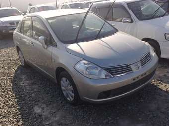 2005 Nissan Tiida Latio Photos