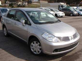 2005 Nissan Tiida Latio Pictures