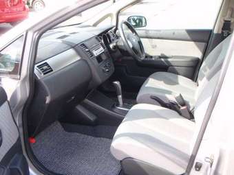 2005 Nissan Tiida Latio Pictures