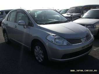 2005 Nissan Tiida Latio Pictures