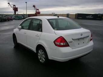 2005 Nissan Tiida Latio Pics