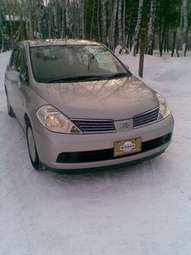 2005 Nissan Tiida Latio Photos