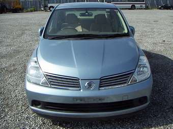 2005 Nissan Tiida Latio Photos