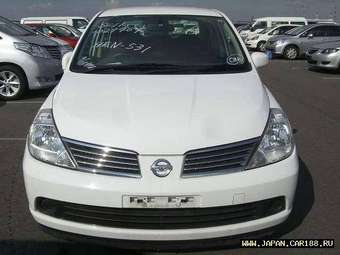 2005 Nissan Tiida Latio Pictures