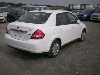 2005 Nissan Tiida Latio Pics