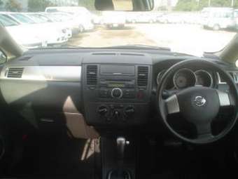2005 Nissan Tiida Latio Pics