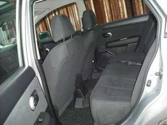 2005 Nissan Tiida Latio Pics