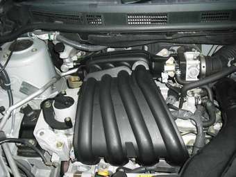 2005 Nissan Tiida Latio Photos