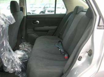 2005 Nissan Tiida Latio Photos