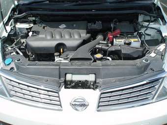 2005 Nissan Tiida Latio Photos