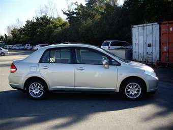 2005 Nissan Tiida Latio Pictures