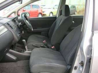 2005 Nissan Tiida Latio Pictures