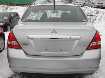 2005 Nissan Tiida Latio Pics