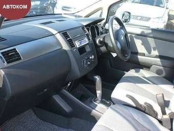 2005 Nissan Tiida Latio Wallpapers