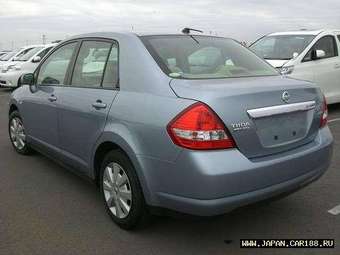 2005 Nissan Tiida Latio Pictures