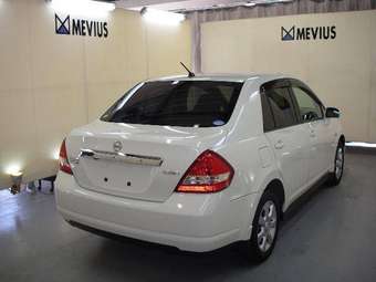 2005 Nissan Tiida Latio Pictures