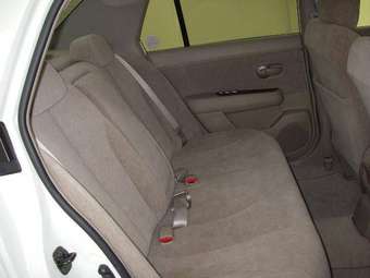 2005 Nissan Tiida Latio Pictures