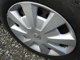 2005 Nissan Tiida Latio Photos