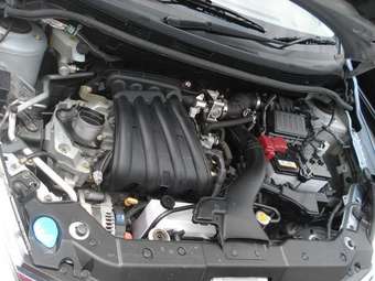 2005 Nissan Tiida Latio Photos
