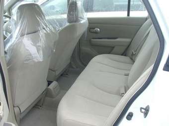 2005 Nissan Tiida Latio Photos